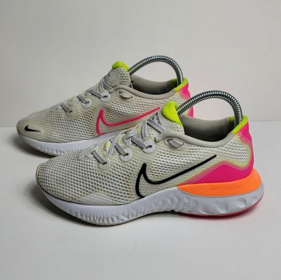Nike Renew Run CK6360-005 White Pink Orange Woman Sz 6 Lightweight Running - Picture 1 of 9